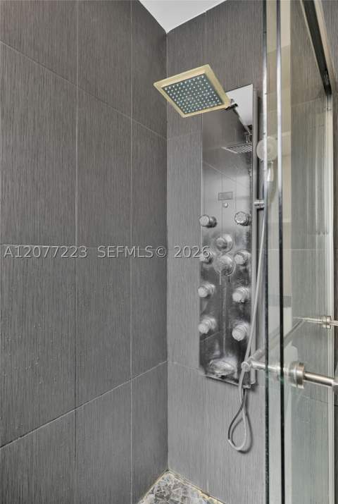 6538 NW 170th Ter, Hialeah FL - photo 23 of 29