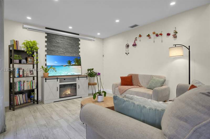 2 bedroom Condominium at 6538 NW 170th Ter, Villa Homes At The Moors, Hialeah — photo 5