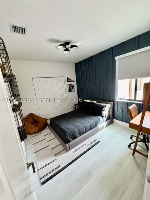 4867 NW 84th Ave, Doral FL - photo 13 of 20