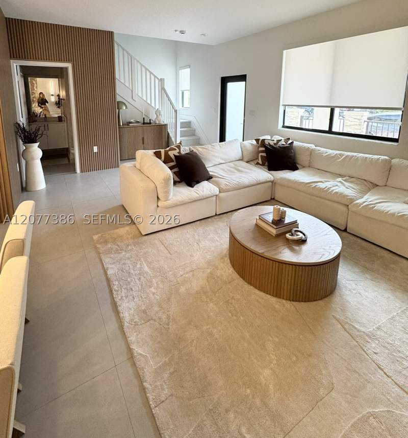3 bedroom Townhouse at 4867 NW 84th Ave, Downtown Doral South Phas, Doral — photo 2