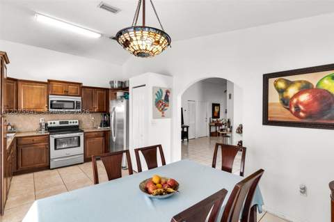 18230 SW 143rd Ct, Miami FL - photo 7 of 25