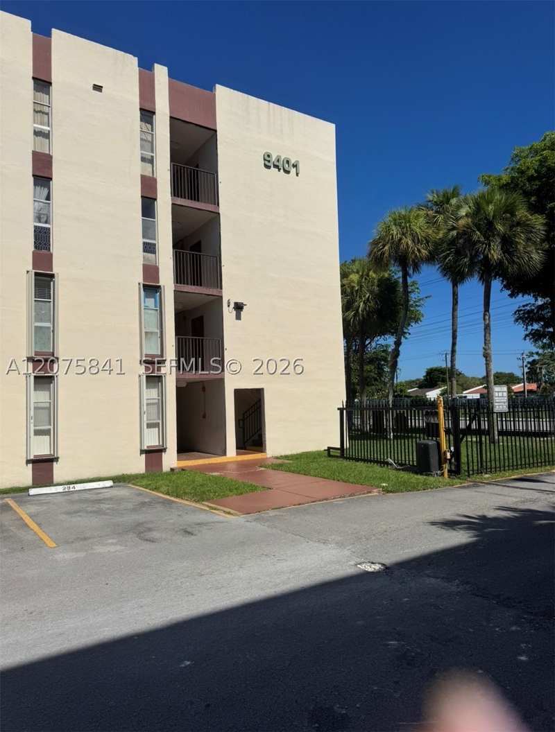 2 bedroom Condominium at 9401 SW 4th St 103, Versaille Gardens I Condo, Miami — photo 1