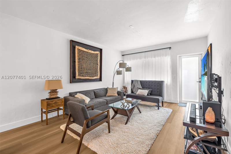 1 bedroom Condominium at 1840 James Ave 13, Sherita Condo, Miami Beach — photo 2