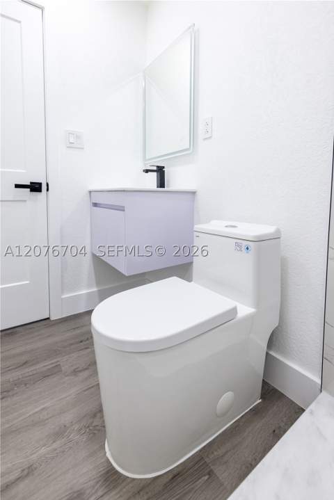 1029 NW 42nd St, Miami FL - photo 8 of 35