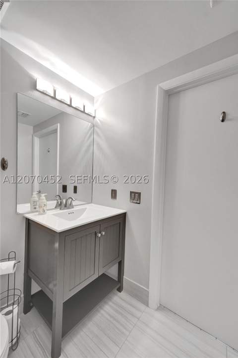 2475 Brickell Ave 804, Miami FL - photo 14 of 39