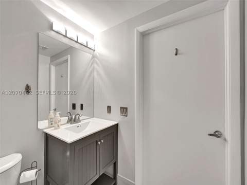 2475 Brickell Ave 804, Miami FL - photo 15 of 39