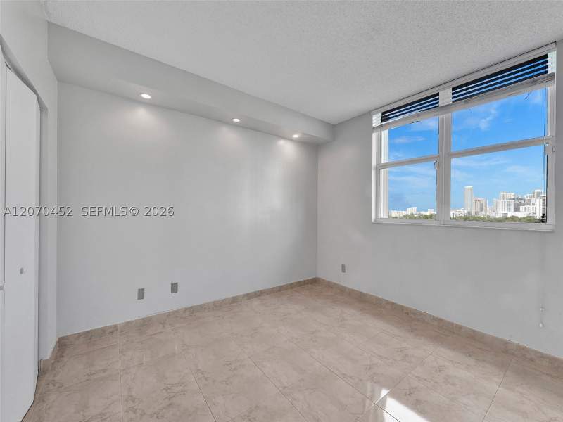 2 bedroom Condominium at 2475 Brickell Ave 804, The Metropolitan Condo, Miami — photo 5