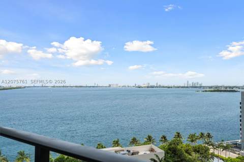 650 NE 32nd St 1203, Miami FL - photo 18 of 42