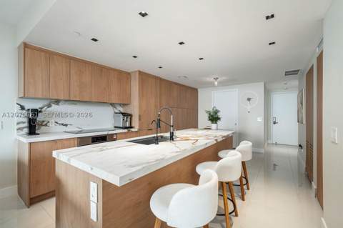 650 NE 32nd St 1203, Miami FL - photo 6 of 42