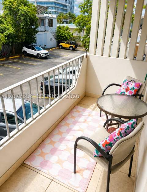 528 Meridian Ave 202A, Miami Beach FL - photo 10 of 11