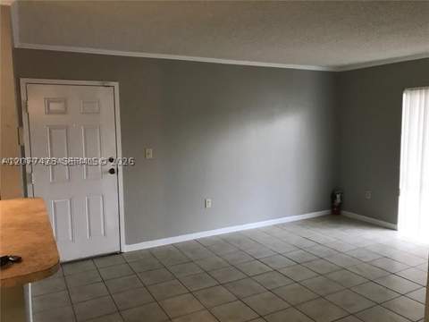 7235 NW 179th St 101, Hialeah FL - photo 6 of 18