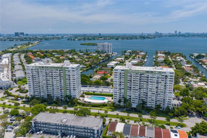 1 bedroom Condominium at 2100 Sans Souci Blvd A1509, Bayview Towers Condo Sout, North Miami — photo 3