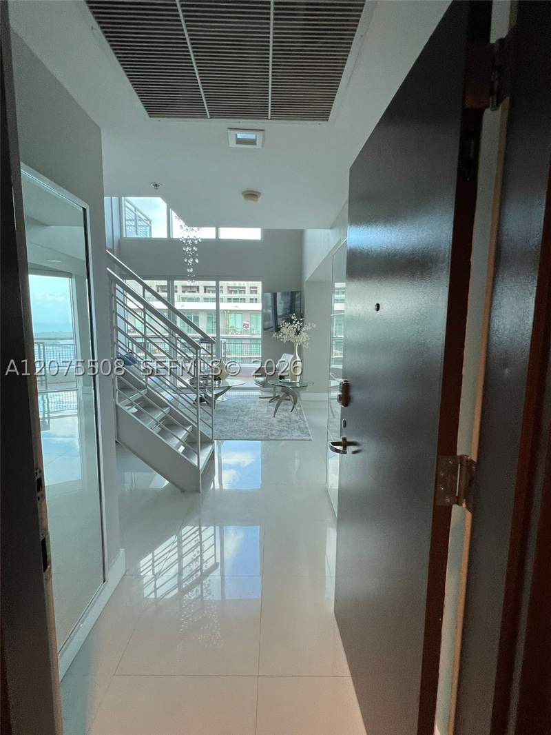 2 bedroom Condominium at 60 SW 13th St 5210, Infinity At Brickell Cond, Miami — photo 2