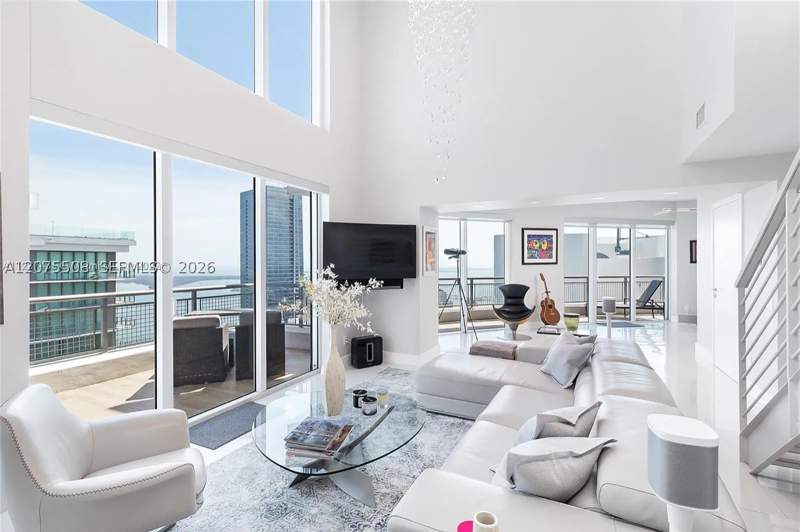 2 bedroom Condominium at 60 SW 13th St 5210, Infinity At Brickell Cond, Miami — photo 4