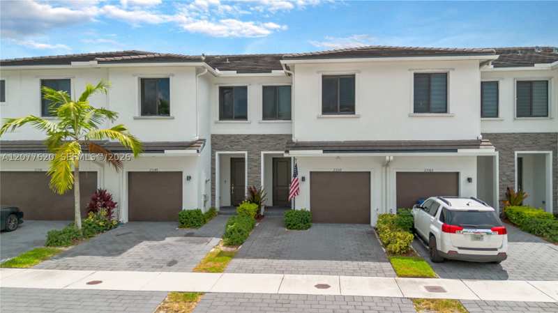 3 bedroom Townhouse at 23357 SW 110th Ct, Mc Residential, Homestead — photo 1