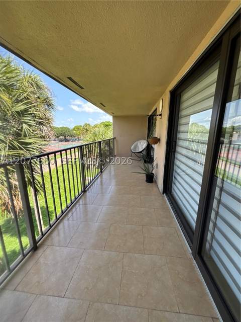 6305 Gage Pl 309A, Miami Lakes FL - photo 16 of 30