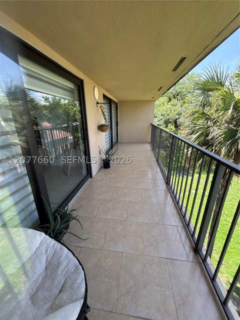 6305 Gage Pl 309A, Miami Lakes FL - photo 17 of 30