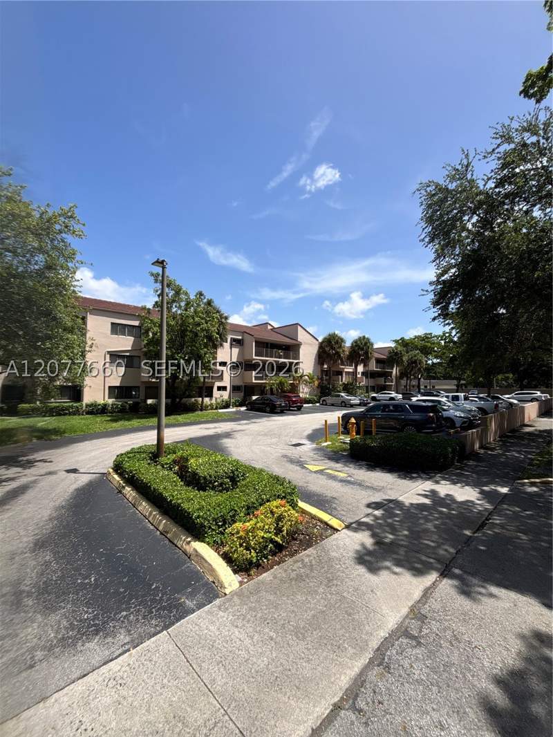 2 bedroom Condominium at 6305 Gage Pl 309A, Eagle Nest Condo, Miami Lakes — photo 2
