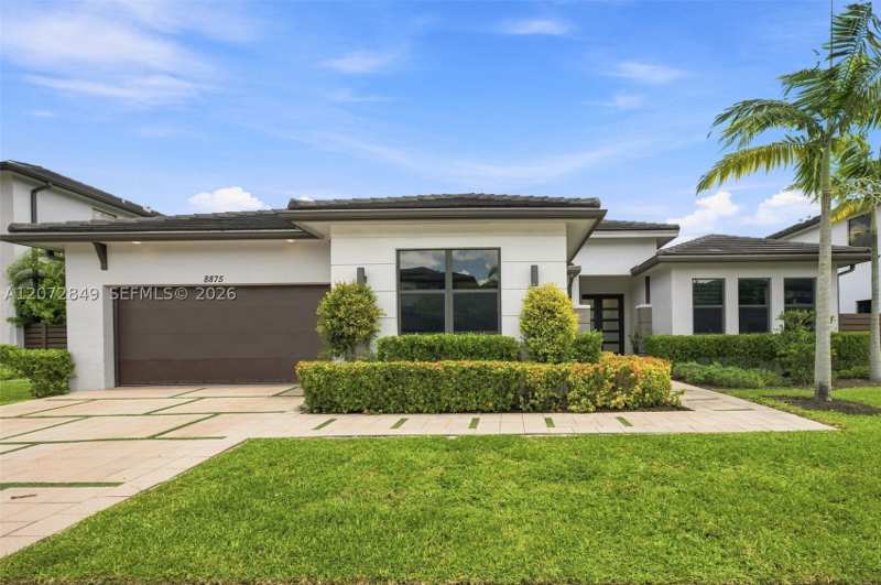 4 bedroom SingleFamilyResidence at 8875 NW 161st Ter, Dunnwoody Lake, Miami Lakes — photo 1