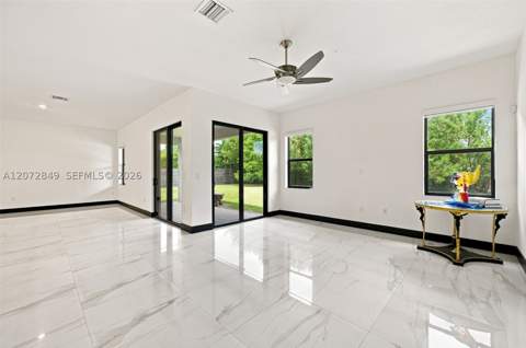 8875 NW 161st Ter, Miami Lakes FL - photo 6 of 39