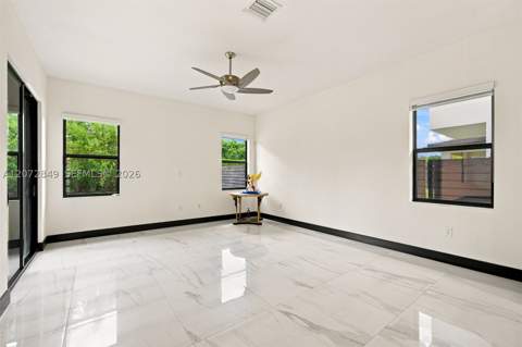 8875 NW 161st Ter, Miami Lakes FL - photo 7 of 39