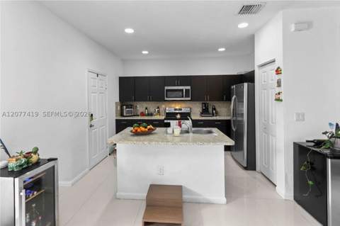 24557 SW 117th Ave, Homestead FL - photo 10 of 34