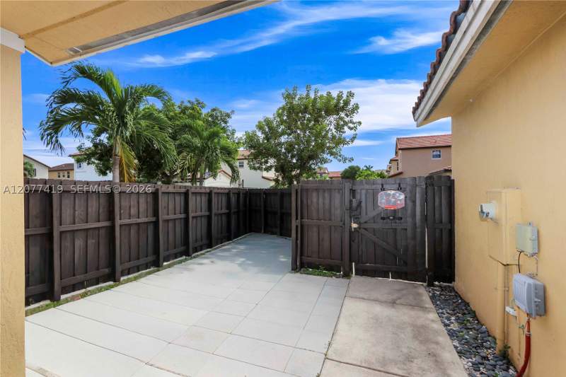 4 bedroom Townhouse at 24557 SW 117th Ave, Summerville Sub, Homestead — photo 5