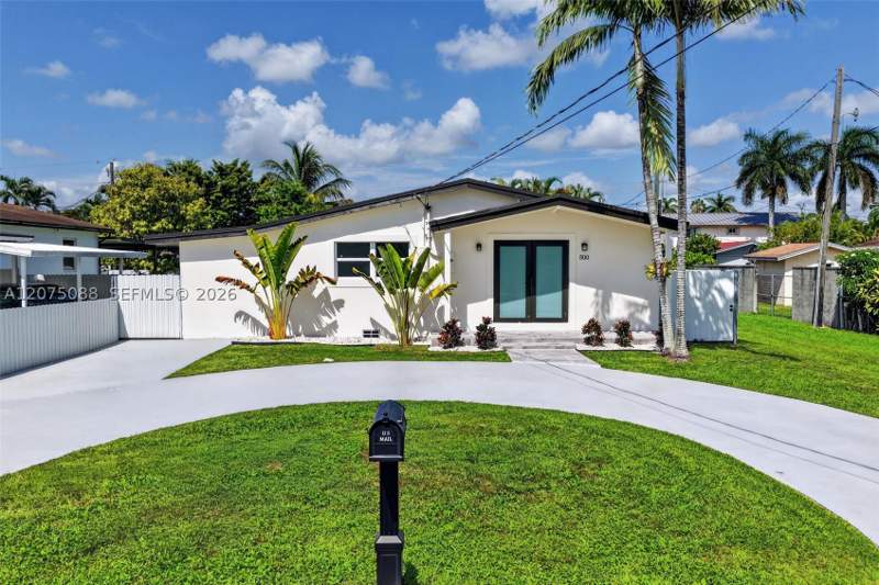 3 bedroom SingleFamilyResidence at 500 SW 121st Ave, Sweetwater Golf Course To, Miami — photo 2