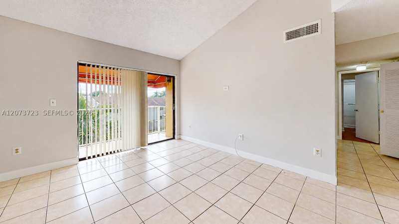 2 bedroom Condominium at 15600 SW 80th St L-304, The Courts At Kendall Con, Miami — photo 1