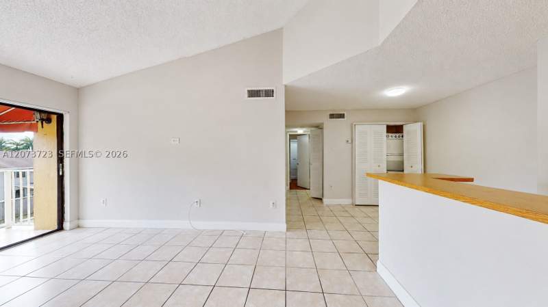 2 bedroom Condominium at 15600 SW 80th St L-304, The Courts At Kendall Con, Miami — photo 2