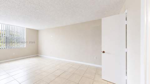 9360 Fontainebleau Blvd 510, Miami FL - photo 11 of 14