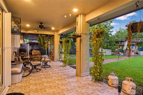 7920 SW 163rd Pl, Miami FL - photo 23 of 44