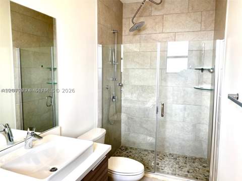 9116 NW 158th St, Miami Lakes FL - photo 8 of 12