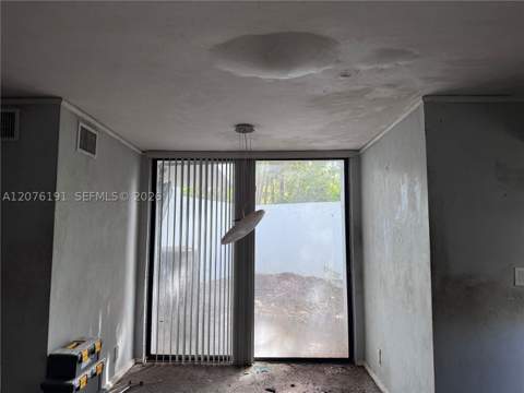 3024 Day Ave 3024, Miami FL - photo 16 of 72