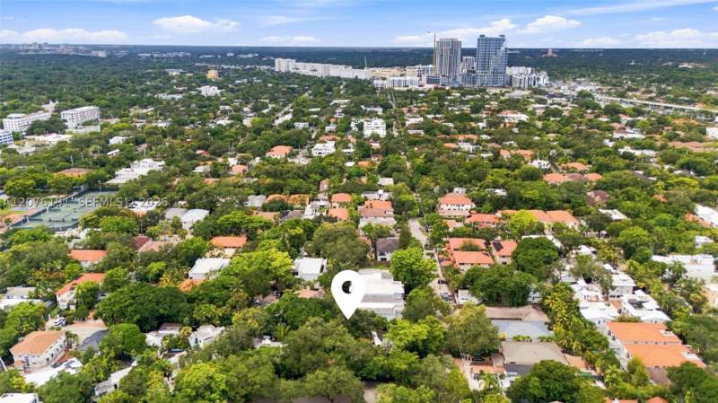 2 bedroom Townhouse at 3024 Day Ave 3024, Lemontree Village Condo, Miami — photo 5