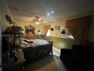 17201 NW 54th Ct, Miami Gardens FL - photo 6 of 24