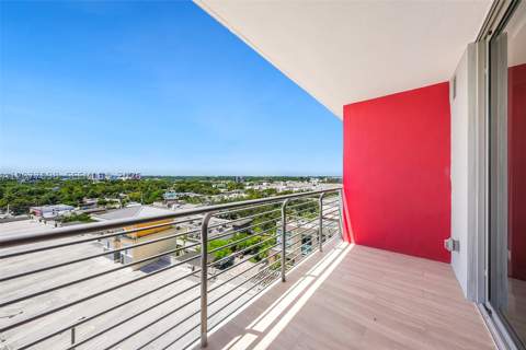 90 NE 32 1016, Miami FL - photo 15 of 45