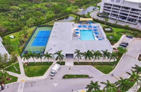 15051 Royal Oaks Ln 2403, North Miami FL - photo 18 of 33