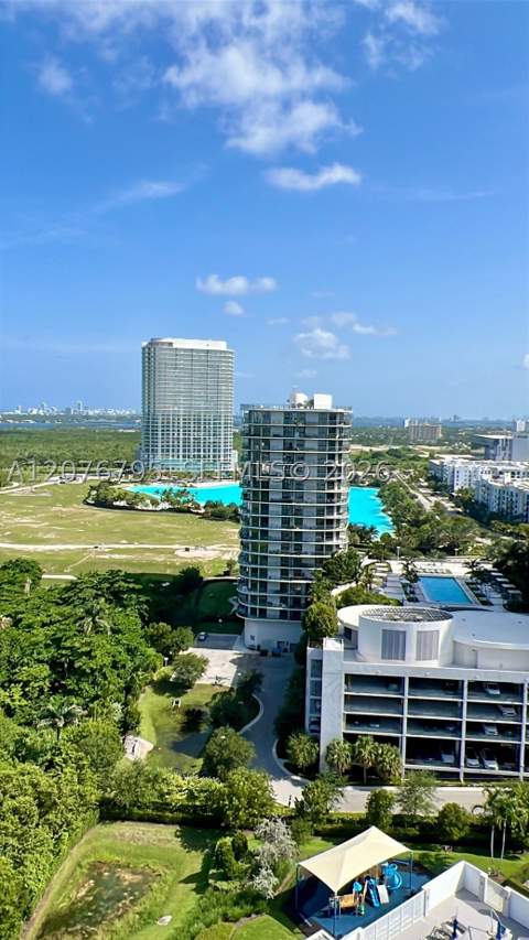 15051 Royal Oaks Ln 2403, North Miami FL - photo 21 of 33