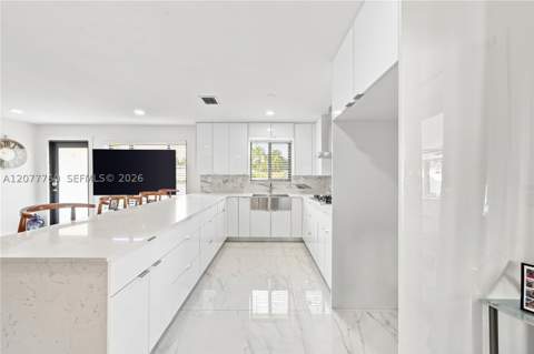 10125 SW 84th St, Miami FL - photo 6 of 35