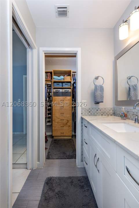 2250 SW 17th Ave, Miami FL - photo 13 of 25