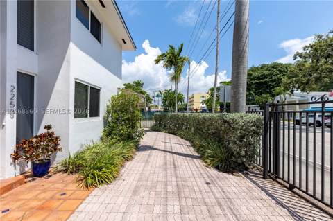 2250 SW 17th Ave, Miami FL - photo 24 of 25