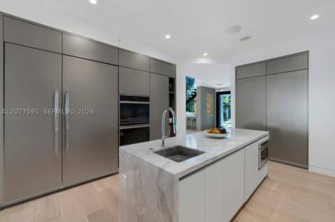 4442 Prairie Ave, Miami Beach FL - photo 13 of 58