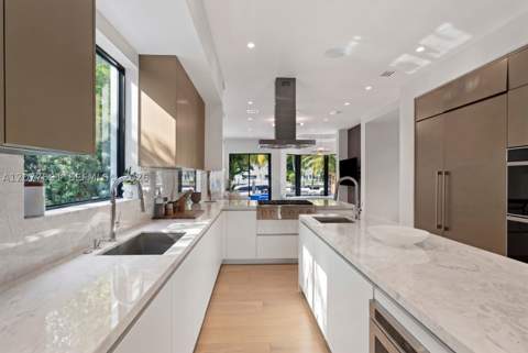 4442 Prairie Ave, Miami Beach FL - photo 14 of 58