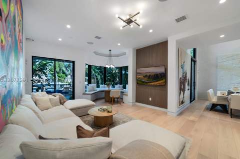 4442 Prairie Ave, Miami Beach FL - photo 17 of 58