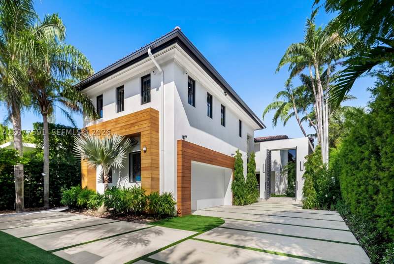 6 bedroom SingleFamilyResidence at 4442 Prairie Ave, Nursery Sub, Miami Beach — photo 3