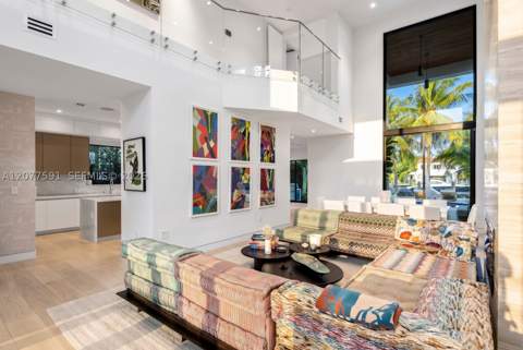 4442 Prairie Ave, Miami Beach FL - photo 7 of 58