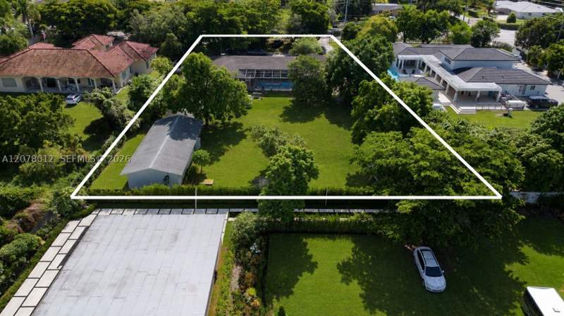 3 bedroom SingleFamilyResidence at 6700 SW 97th Ave, Subdivision Of, Miami — photo 2