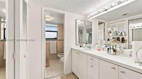 210 174 St 2401, Sunny Isles Beach FL - photo 13 of 43