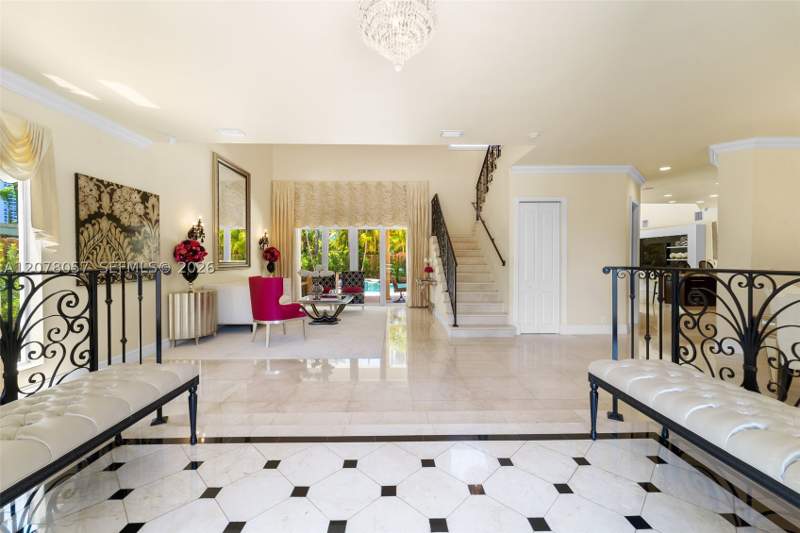 6 bedroom SingleFamilyResidence at 275 189th Ter, Golden Shores Ocean Blvd, Sunny Isles Beach — photo 4